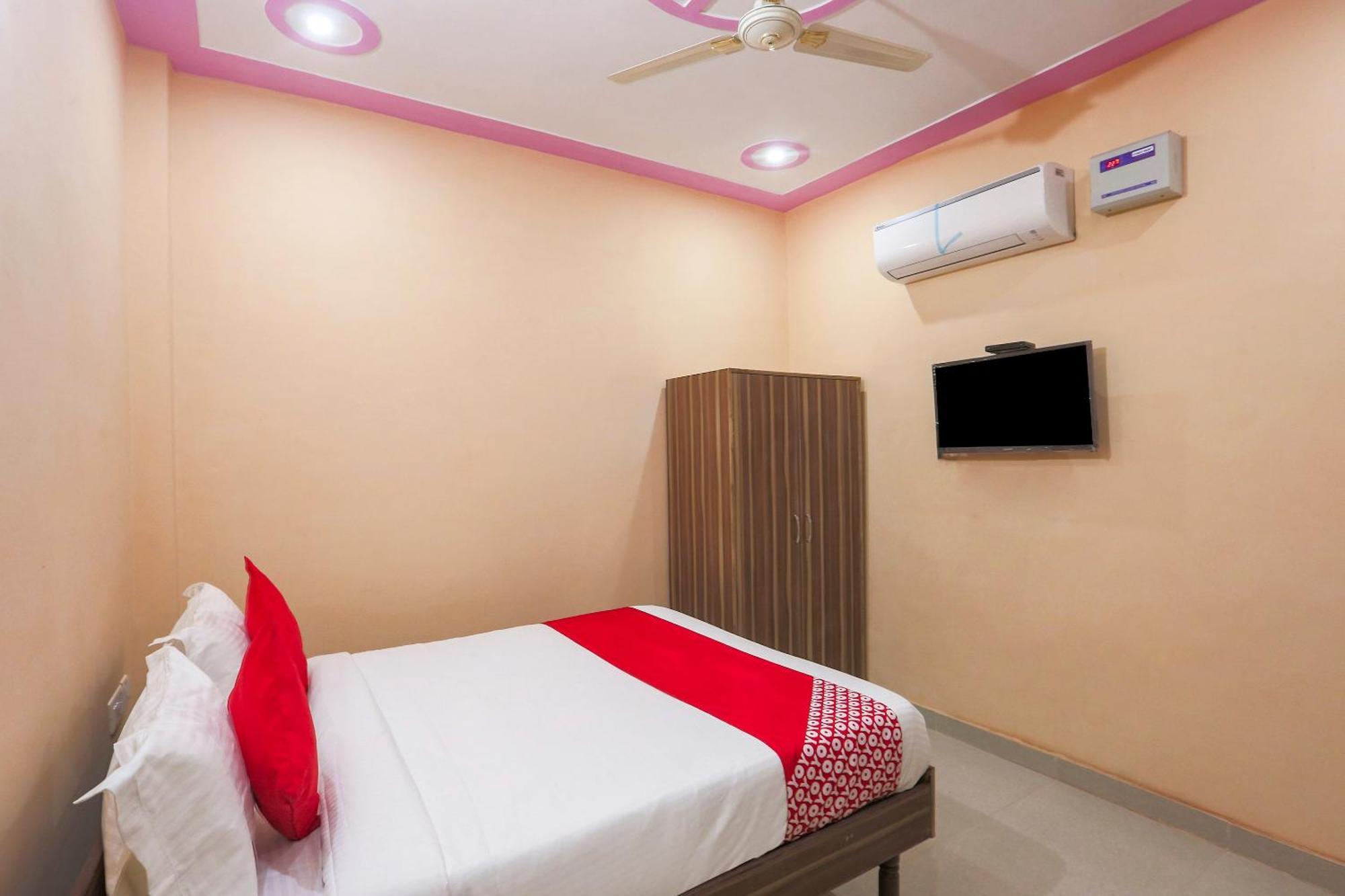 SPOT ON 65948 Royal Villa Gurgaon Dış mekan fotoğraf