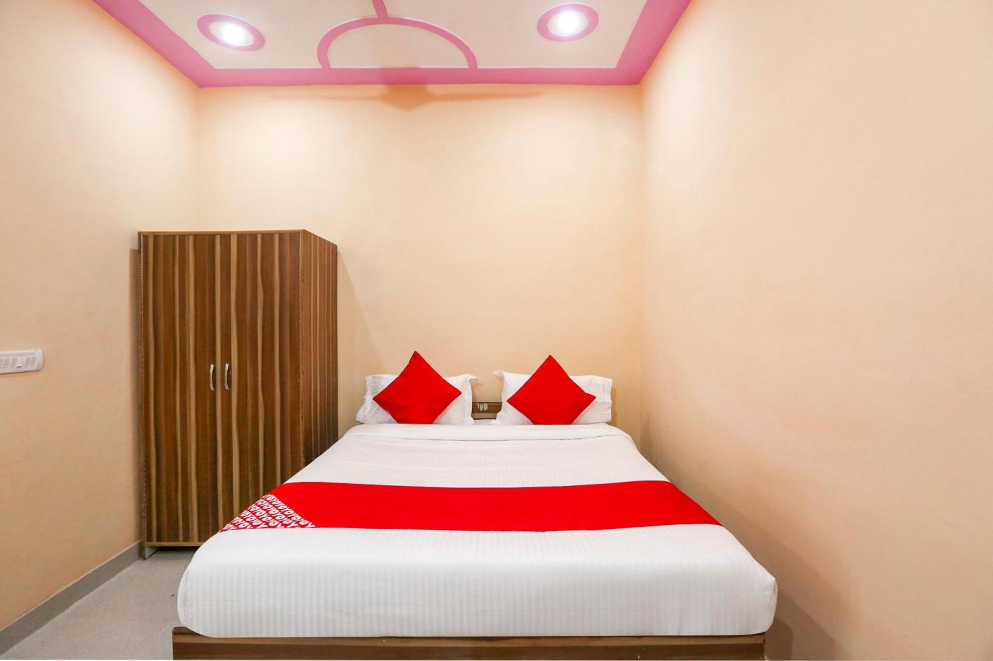 SPOT ON 65948 Royal Villa Gurgaon Dış mekan fotoğraf